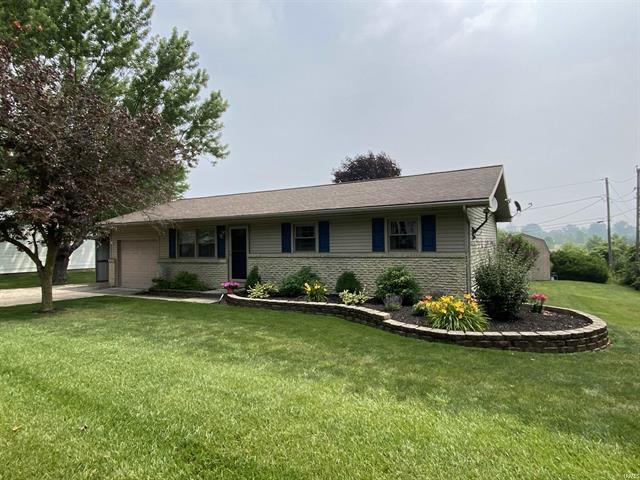 205 Holly Lane Geneva IN 46740 * 3 Bedroom Ranch * $200,000