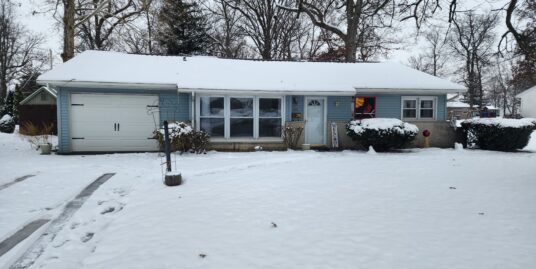 518 Poplar st Berne IN 46711* 3-Bedroom ranch* $160,000